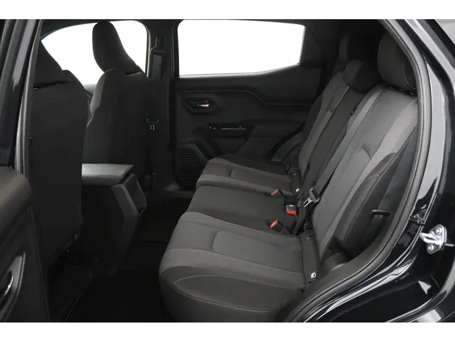 Toyota Urban Cruiser Dynamic 61 kWh 2026 Elektrisch 18