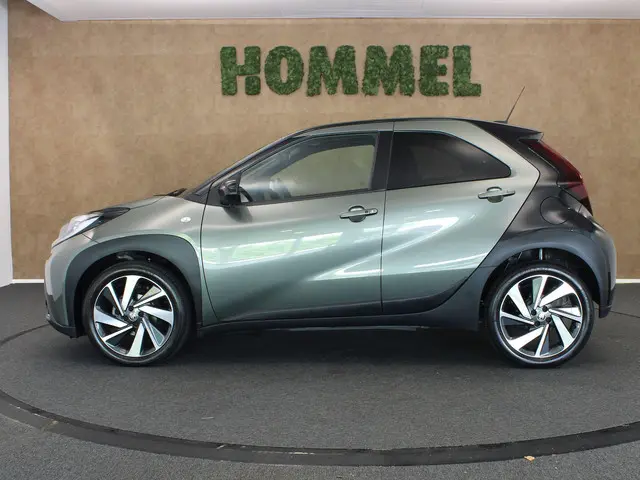 Toyota Aygo X 1.0 VVT-i S-CVT Envy 2022 Benzine 10