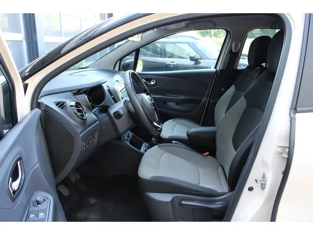 Renault Captur 0.9 TCe Zen 2016 Benzine 16