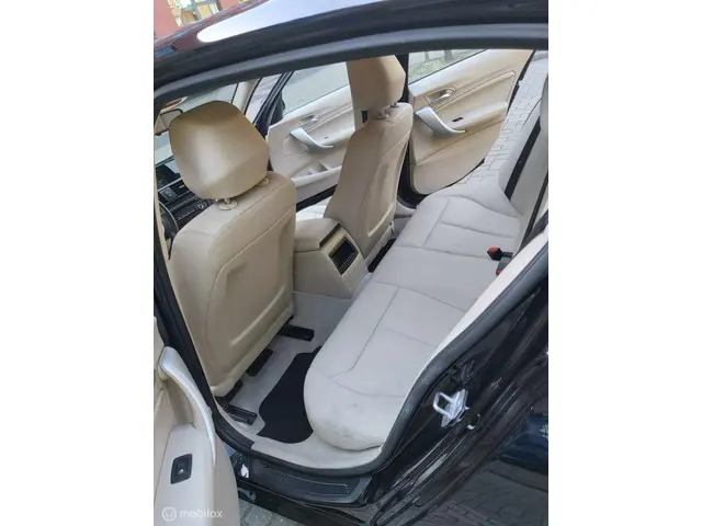 BMW 1 Serie 114i EDE Business Sport 2013 Benzine 21