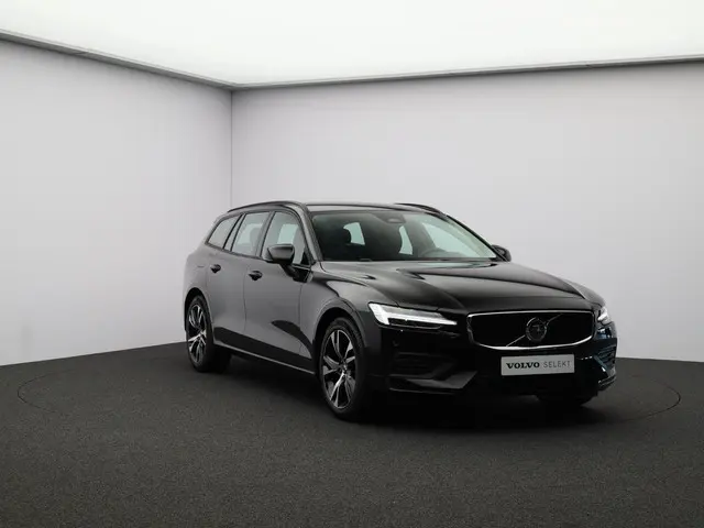 Volvo V60 B4 197PK Essential Edition 2025 Benzine 23