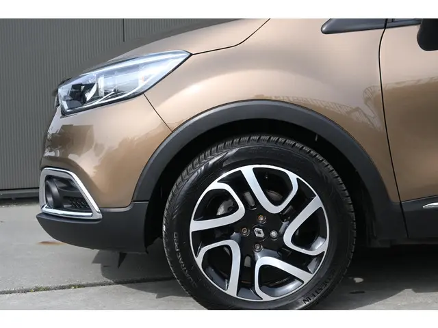 Renault Captur TCe 120 EDC Barista 2015 Benzine 8