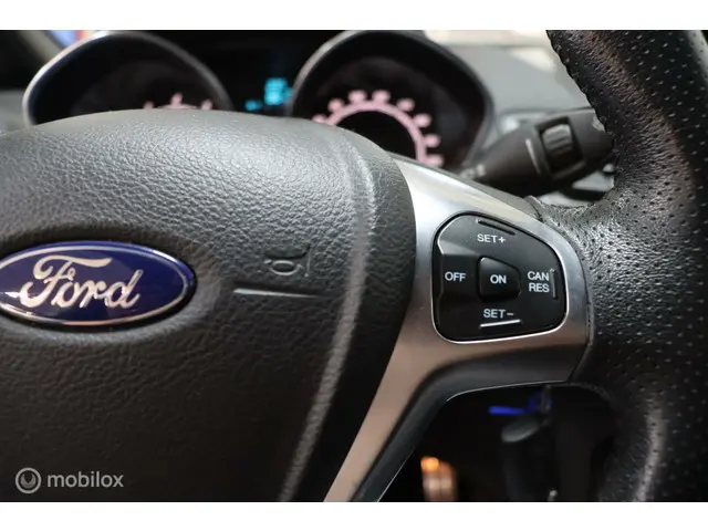 Ford Fiesta 1.0 EcoBoost ST Line | navigatie | 2017 Benzine 28
