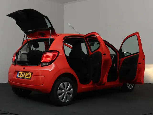 Citroën C1 1.0 e-VTi Feel 2014 Benzine 26