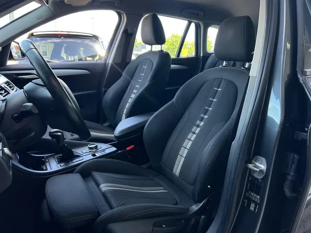 BMW X1 sDrive18i Centennial High Executive 2017 Benzine 5