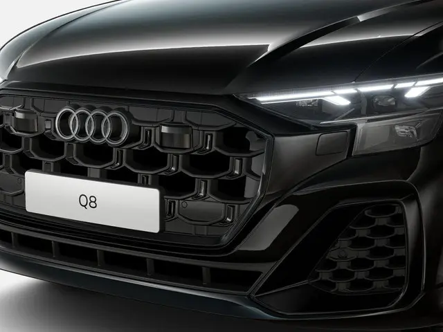 Audi Q8 55 TFSI e quattro Pro Line S 394 PK 2025 Benzine 5