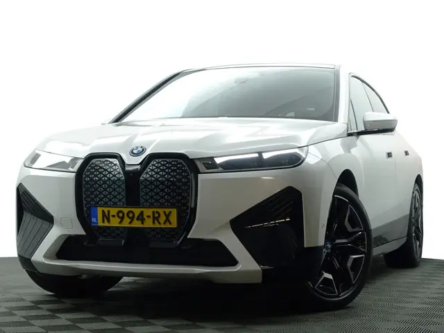 BMW iX xDrive40 M Gold Edition 77 kWh- 2021 Elektrisch 31