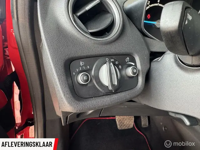Ford Fiesta 1.6 Ti-VCT Titanium Automaat 2013 Benzine 8