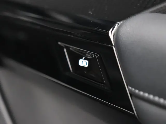 BMW 7 Serie 750e xDrive 2023 Hybride Benzine 36