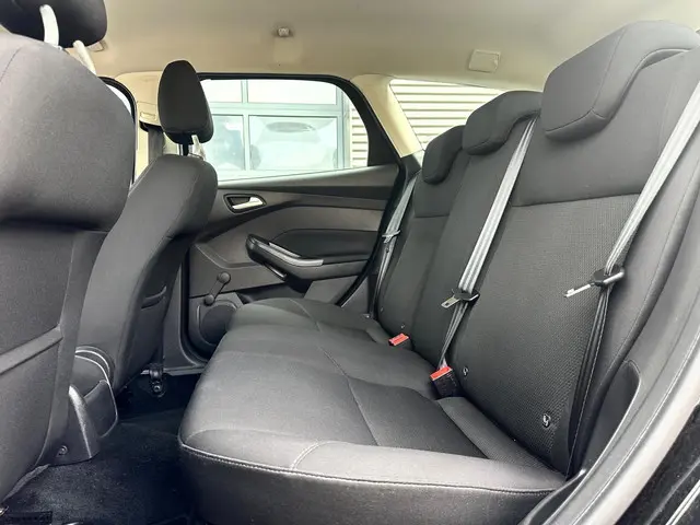 Ford Focus Wagon 1.0 Trend | Airco | APK | NAP 2017 Benzine 29