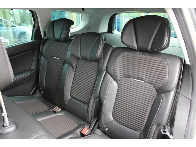 Renault Grand Scénic 1.3 TCe Bose 2018 Benzine 11