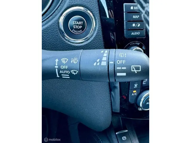 Nissan QASHQAI 1.3 DIG-T Business Edition 2020 Benzine 25