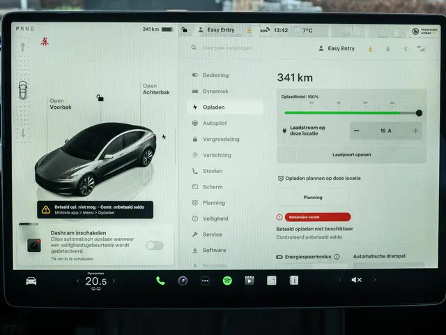 Tesla Model 3 RWD 60 kWh 2024 Elektrisch 21