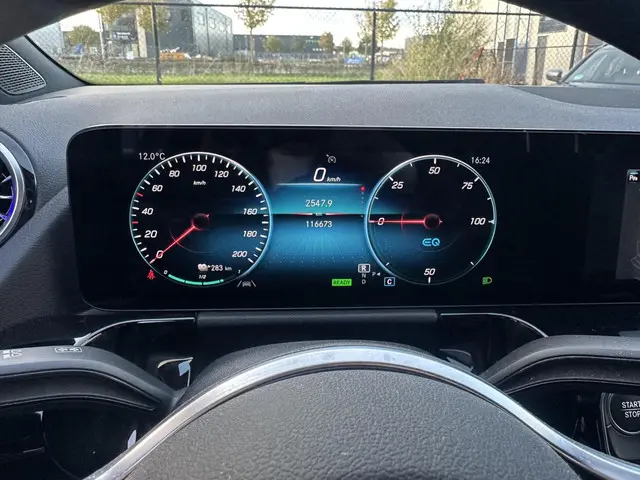 Mercedes-Benz EQA 250 Edition 1 67 kWh 2021 Elektrisch 16