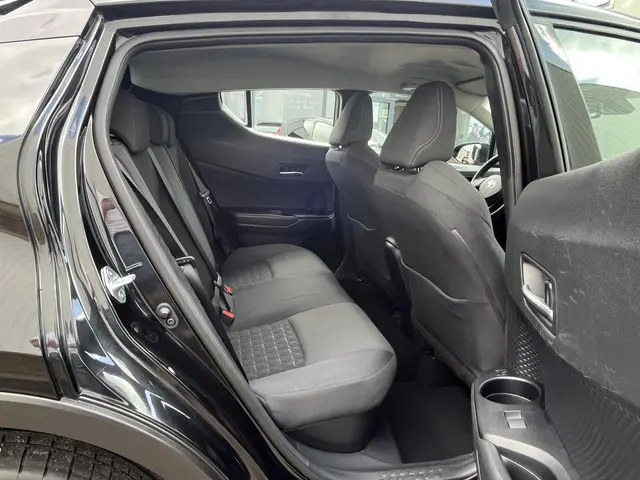 Toyota C-HR 1.8 Hybrid Dynamic 2020 Hybride Benzine 24