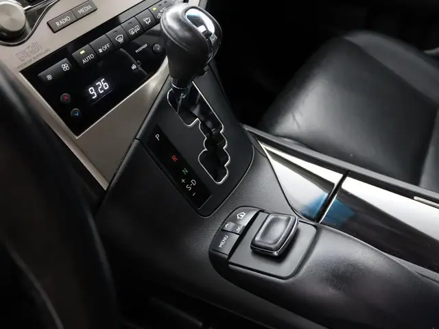 Lexus RX 450h 4WD Tech Edition 2016 Hybride Benzine 26