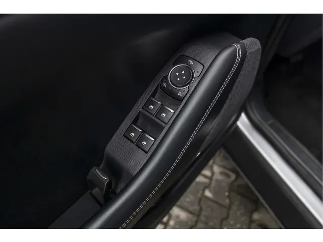 Ford Mustang Mach-E RWD 75 kWh 2021 Elektrisch 21