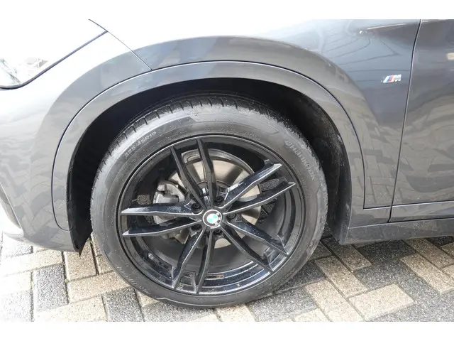 BMW X1 SDrive18i High ExecutiveM-Sport 2021 Benzine 11