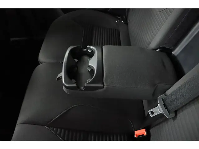 Ford Focus Wagon 1.5 Titanium Edition 2015 Benzine 34