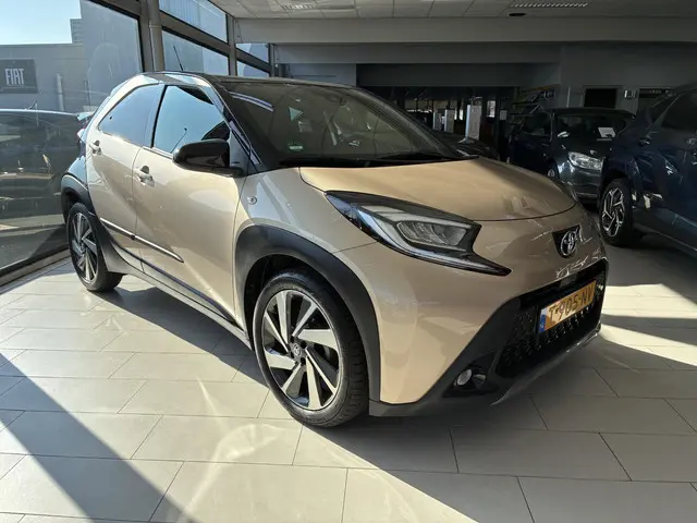 Toyota Aygo X 1.0 VVT-i MT Envy 5-Deurs 2023 Benzine 44