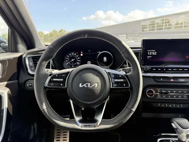 Kia XCeed 1.5 T-GDi GT-Line Automaat 2025 Benzine 17