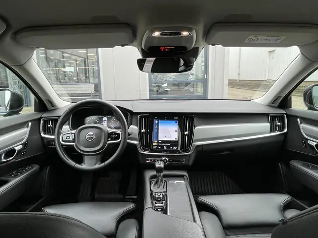 Volvo S90 2.0 T4 Inscription 2018 Benzine 6