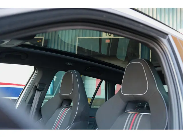 Škoda Kamiq FL 1.0 TSI DSG Monte Carlo 2024 Benzine 3