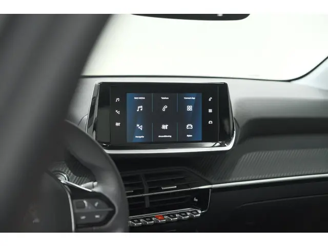 Peugeot 208 PureTech 100 Allure Pack 2023 Benzine 43