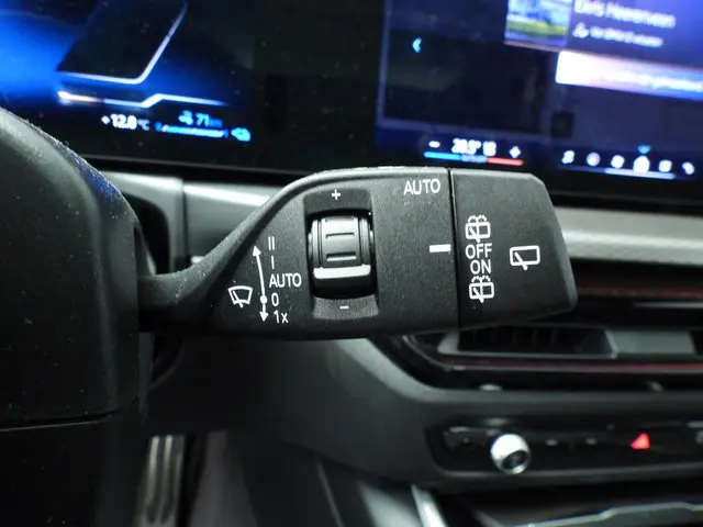 BMW 3 Serie Touring 330e 2025 Hybride Benzine 48