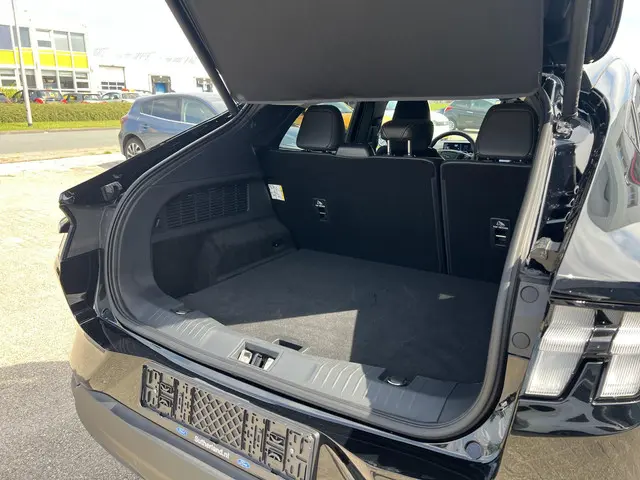 Ford Mustang Mach-E RWD 75 kWh 2023 Elektrisch 13