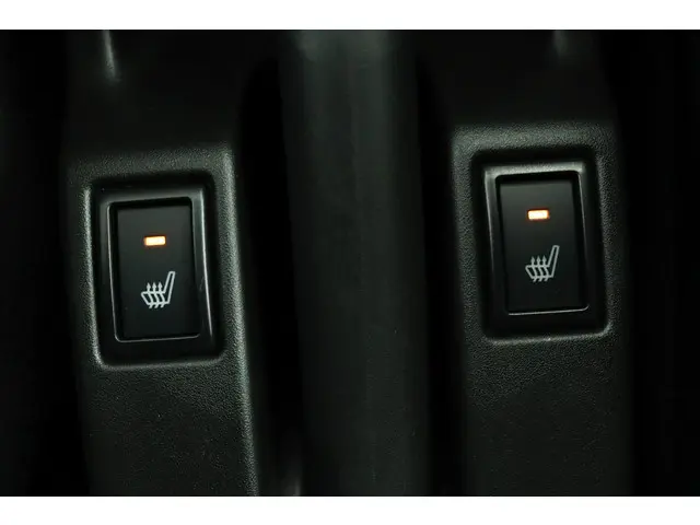 Suzuki Swift 1.2 Select Smart Hybrid 2025 Benzine 57