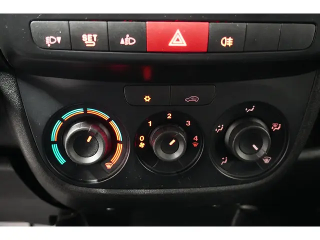 Opel Combo 1.3 CDTi L1H1 ecoFLEX Edition 2016 Diesel 11