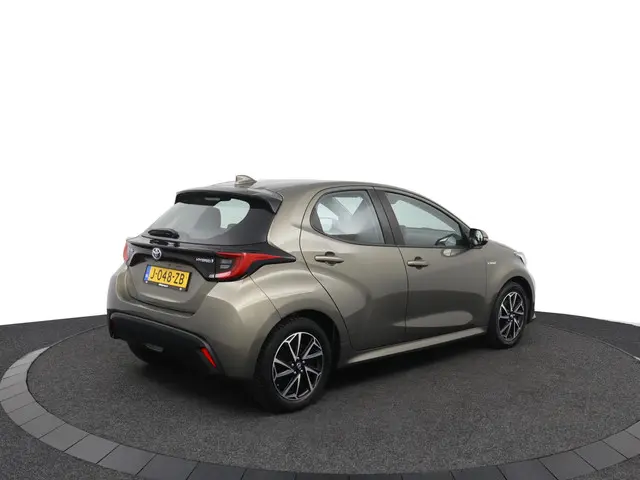 Toyota Yaris 1.5 Hybrid Dynamic 2020 Hybride Benzine 2