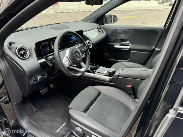 Mercedes-Benz GLA 200 AMG Line 2023 Benzine 7