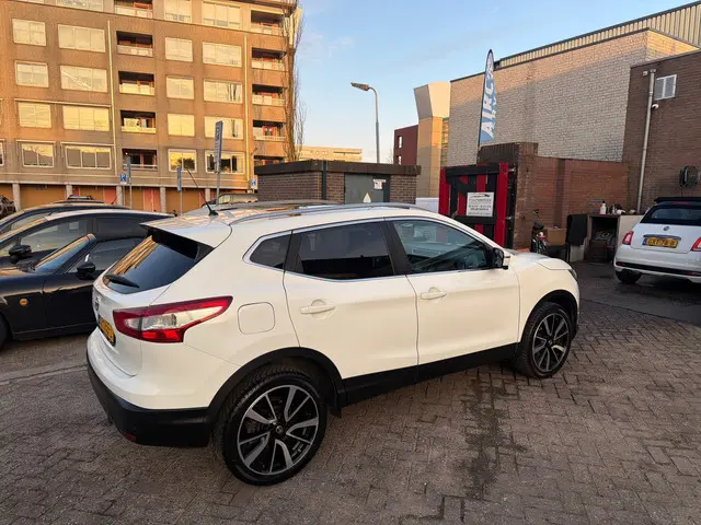 Nissan QASHQAI 1.2 Tekna 2015 Benzine 21