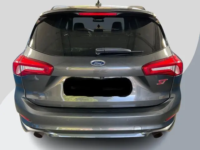 Ford Focus Wagon 2.3 EcoBoost ST-3 2021 Benzine 6