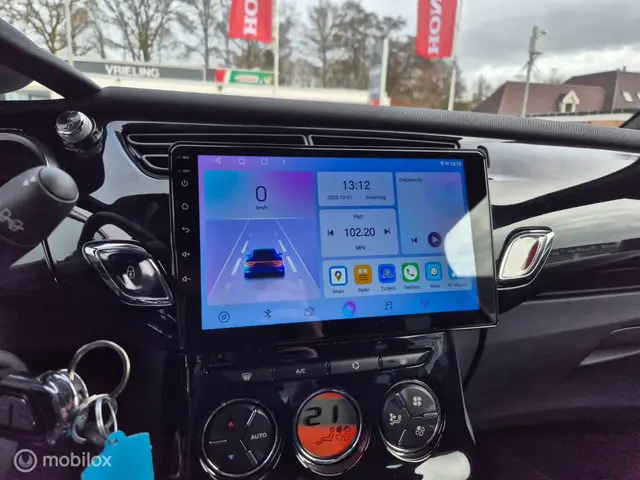 Citroën DS3 1.2 PureTech So Chic 2015 Benzine 15