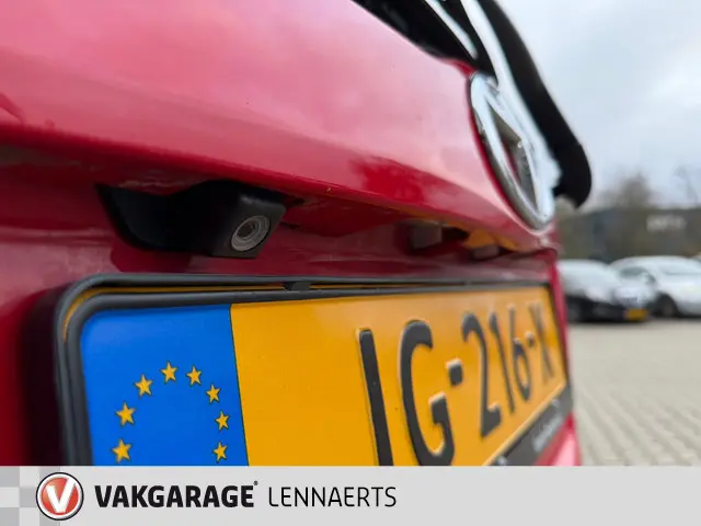 Toyota Verso-S 1.3 VVT-i Dynamic 2015 Benzine 17