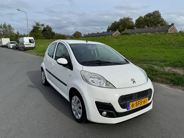 Peugeot 107 1.0 Active 2013 Airco 5drs 2013 Benzine 7