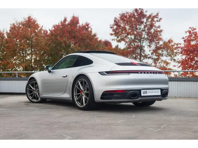 Porsche 911 992 3.0 Carrera 4S 2020 Benzine 2