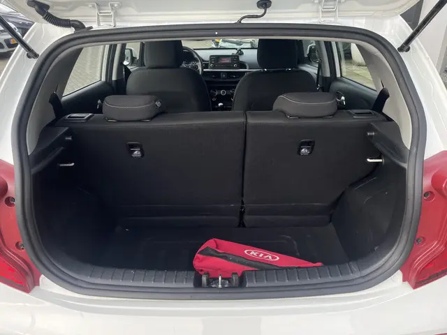 Kia Picanto 1.0 DPi ComfortLine 2021 Benzine 8