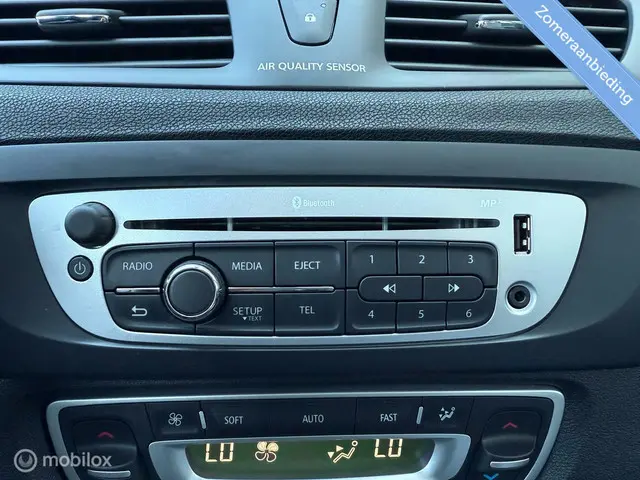 Renault Scénic 1.2 TCe 116 PK * Nette Auto * 2013 Benzine 12