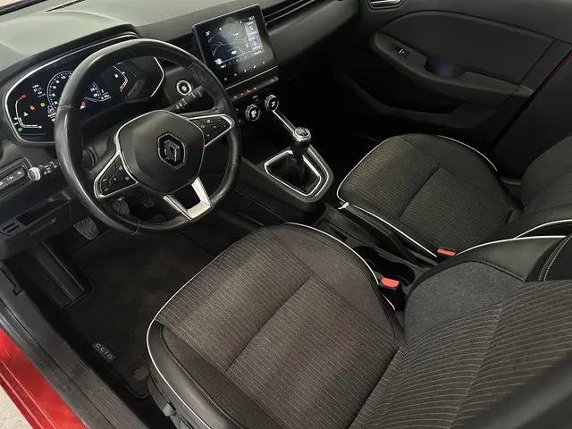 Renault Clio 1.0 TCe 100 Intens 2020 Benzine 22