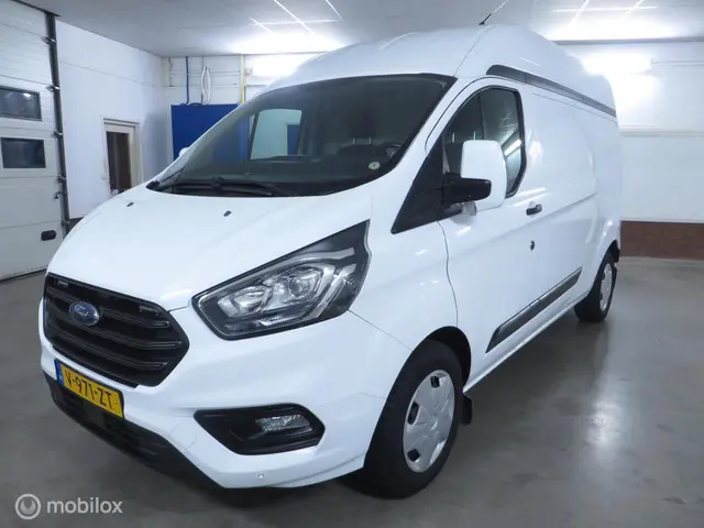 Ford Transit Custom 3