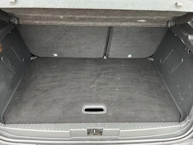 Renault Captur 0.9 TCe Dynamique 2013 Benzine 38