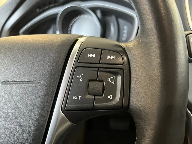 Volvo V40 Cross Country T3 Polar+ Luxury 2019 Benzine 18