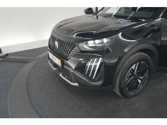 Peugeot 2008 PureTech 130 EAT8 GT 2024 Benzine 16