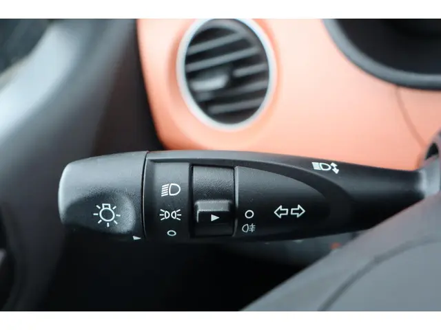 Hyundai i10 1.0i i-Motion Comfort 2016 Benzine 5