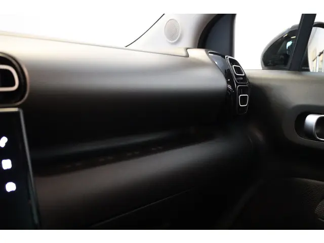 Citroën C3 Aircross PT 110 Shine 2020 Benzine 35