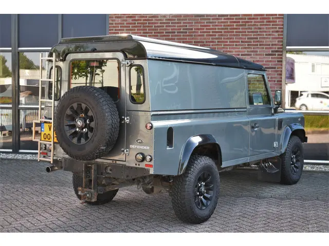 Land Rover Defender 110 2.2 TD4 Hard Top 2015 Diesel 51